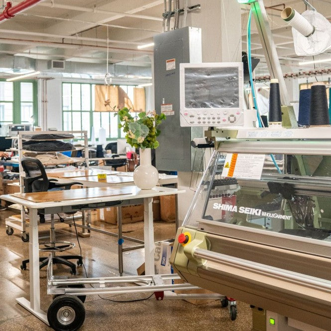 Oliver Charles - WHOLEGARMENT 3D-Knit - Tour Our 3D-Knitting Factory In Brooklyn, NY